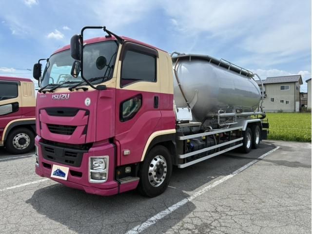 Isuzu GIGA 2018-03 8060591-0