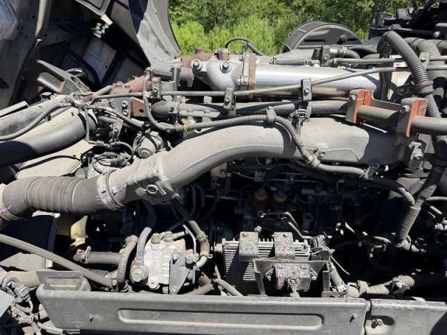 Isuzu GIGA 2017-01 8060596-24
