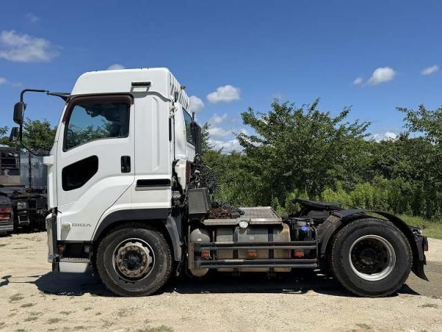 Isuzu GIGA 2017-01 8060596-2