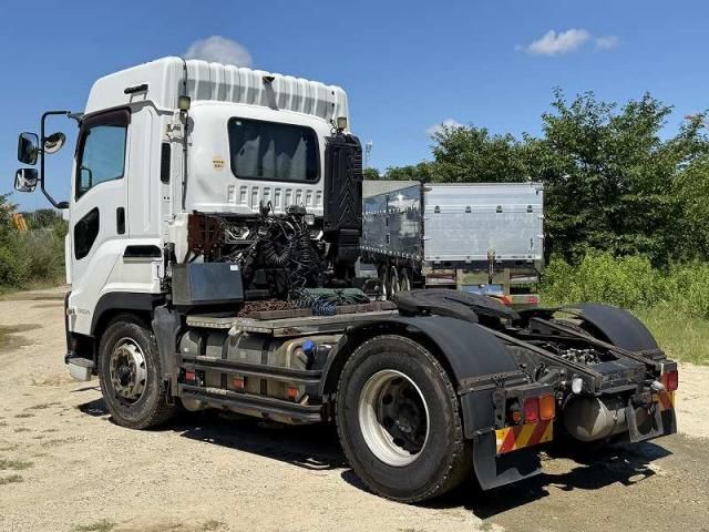 Isuzu GIGA 2017-01 8060596-3