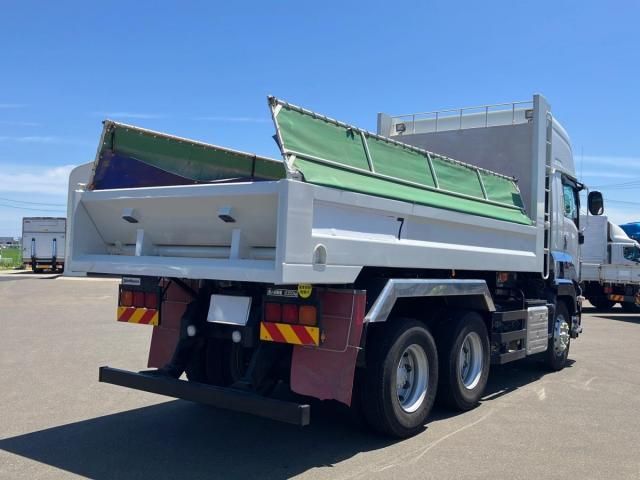 Isuzu GIGA 2021-07 8060587-2