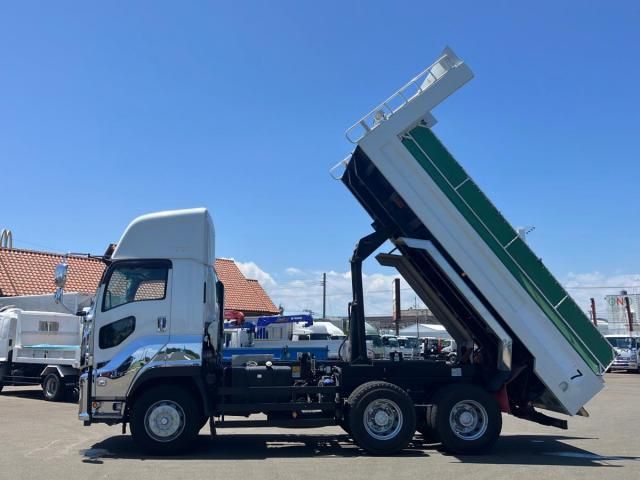 Isuzu GIGA 2021-07 8060587-4