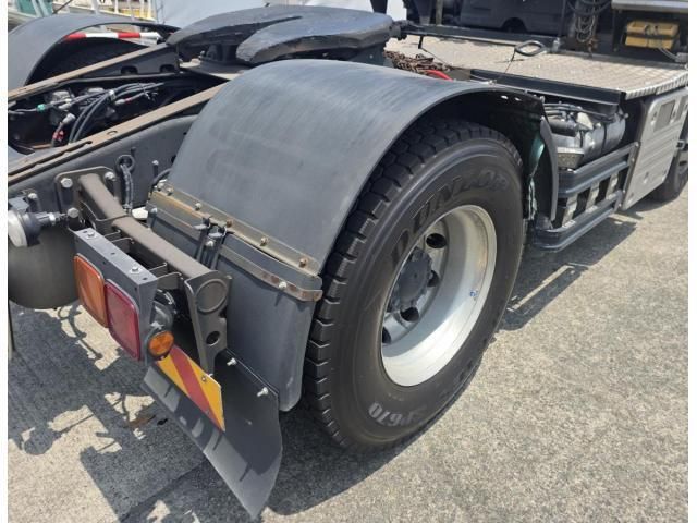 Isuzu GIGA 2018-12 8060594-4
