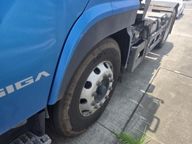 Isuzu GIGA 2018-12 8060594-6