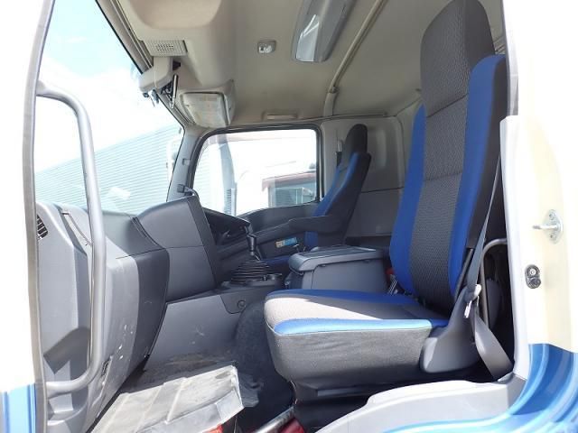 Isuzu GIGA 2017-08 8060592-13