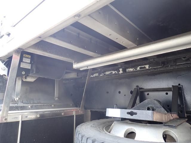 Isuzu GIGA 2017-08 8060592-17