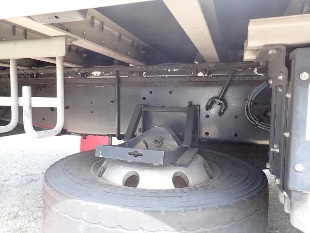 Isuzu GIGA 2017-08 8060592-18