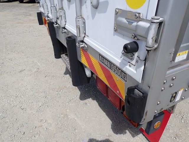Isuzu GIGA 2017-08 8060592-24