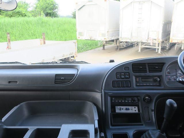 Isuzu GIGA 2015-02 8060588-14