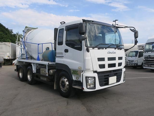 Isuzu GIGA 2015-02 8060588-1