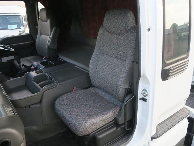 Isuzu GIGA 2015-02 8060588-21