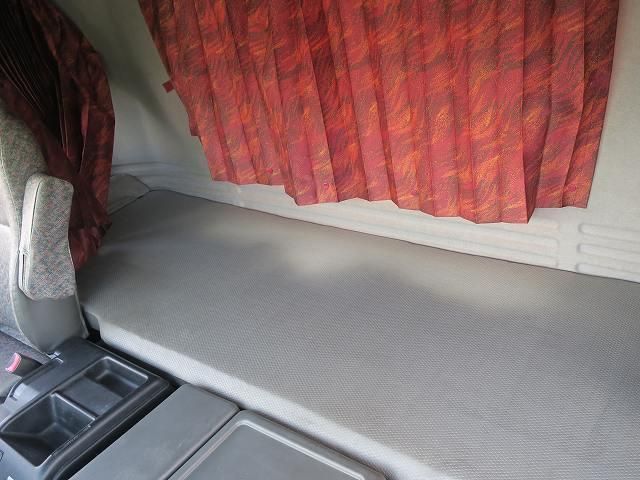 Isuzu GIGA 2015-02 8060588-22