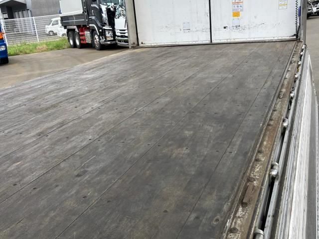 Isuzu GIGA 2019-05 8060589-11