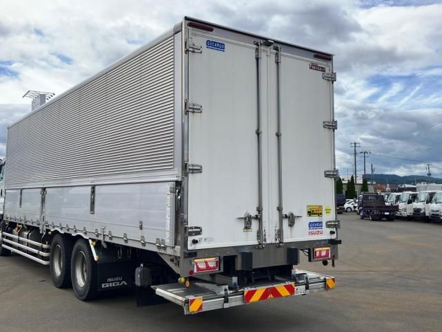 Isuzu GIGA 2019-05 8060589-13