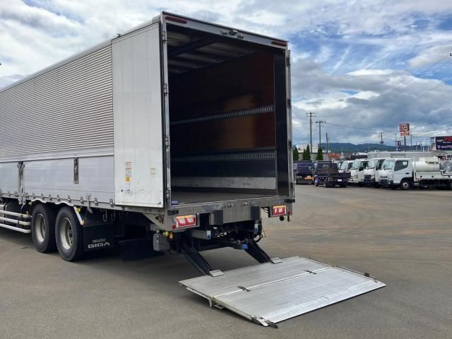 Isuzu GIGA 2019-05 8060589-14
