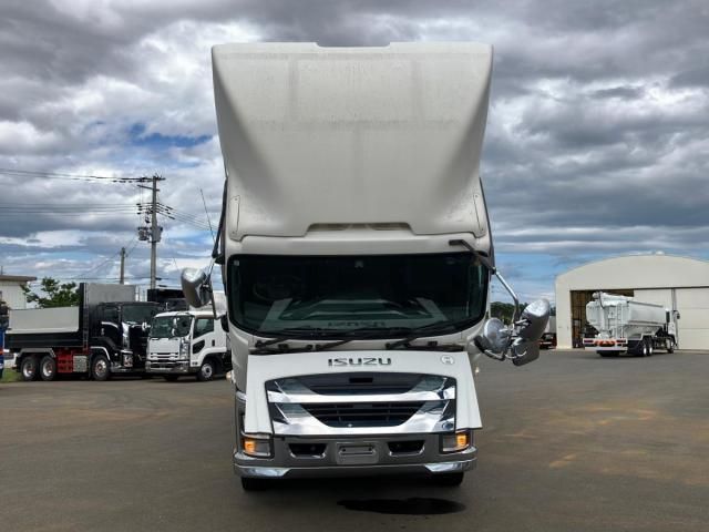 Isuzu GIGA 2019-05 8060589-25