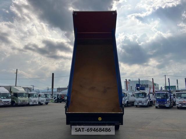 Isuzu GIGA 2022-03 8073858-9