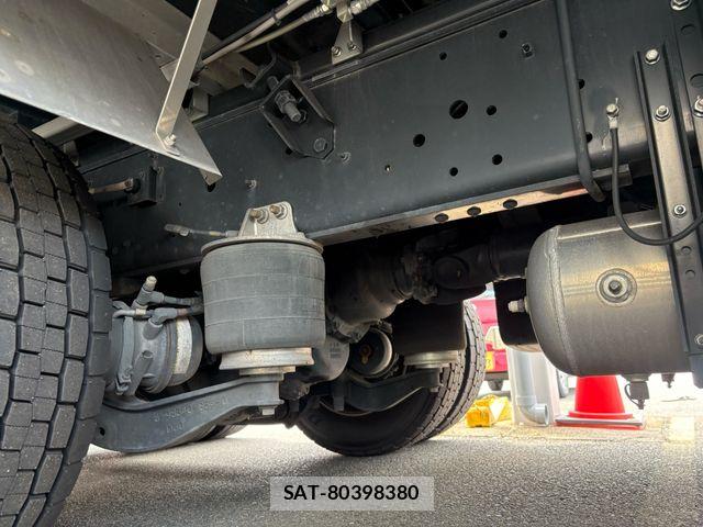Isuzu GIGA 2021-05 8099330-24