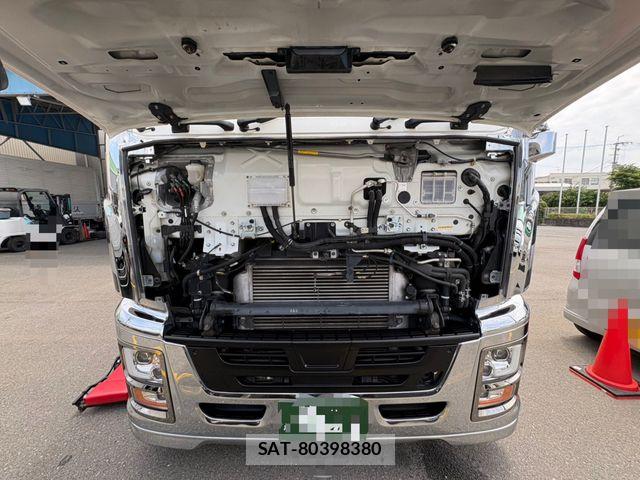 Isuzu GIGA 2021-05 8099330-3