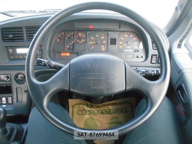Isuzu GIGA 2004-08 8099338-11
