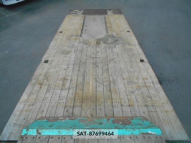 Isuzu GIGA 2004-08 8099338-8