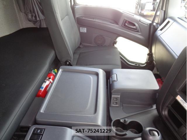 Isuzu GIGA 2022-06 8099329-28
