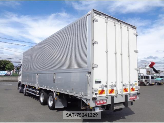 Isuzu GIGA 2022-06 8099329-3