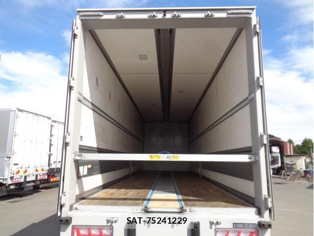 Isuzu GIGA 2022-06 8099329-4