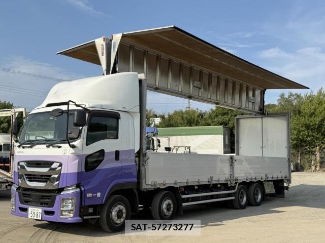 Isuzu GIGA 2016-09 8099340-16