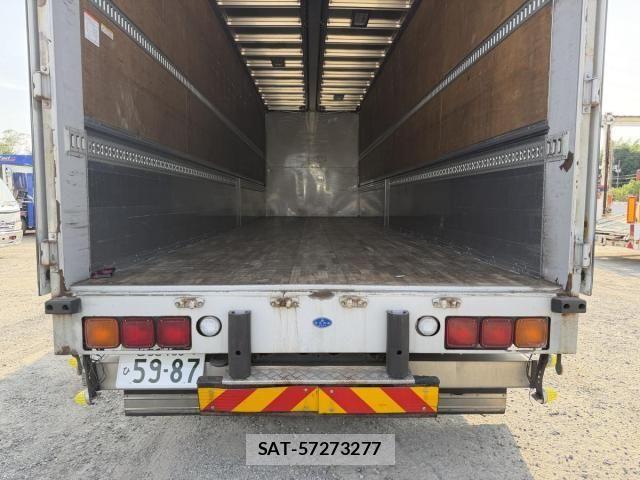 Isuzu GIGA 2016-09 8099340-21
