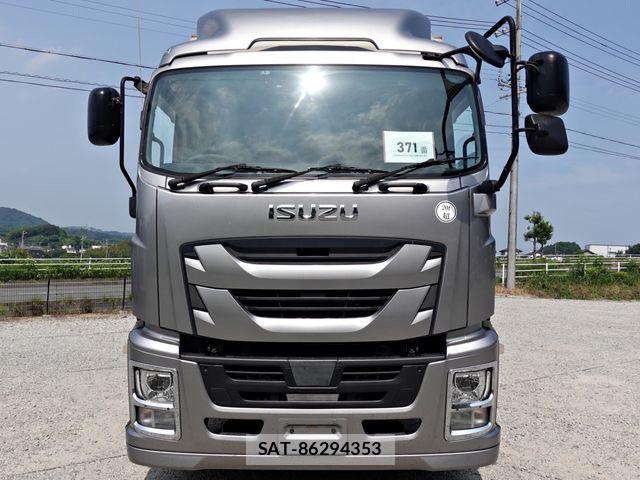 Isuzu GIGA 2018-06 8099335-2