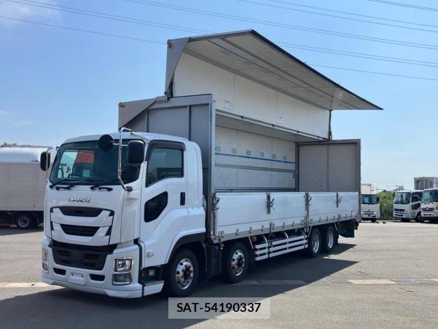 Isuzu GIGA 2018-07 8099333-0