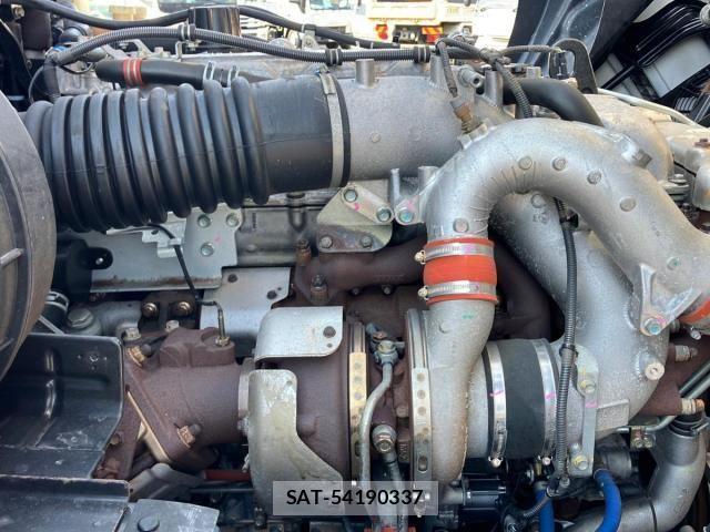 Isuzu GIGA 2018-07 8099333-16