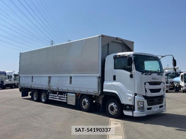 Isuzu GIGA 2018-07 8099333-1