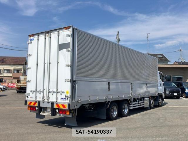 Isuzu GIGA 2018-07 8099333-2