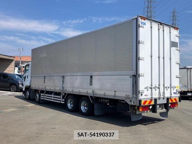 Isuzu GIGA 2018-07 8099333-3