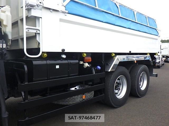 Isuzu GIGA 2019-02 8099334-12