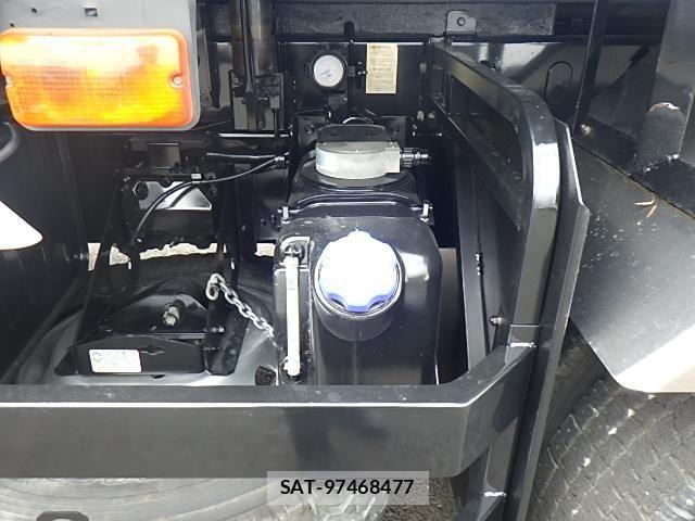 Isuzu GIGA 2019-02 8099334-14