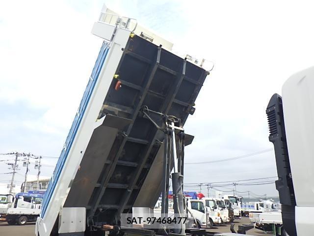 Isuzu GIGA 2019-02 8099334-16