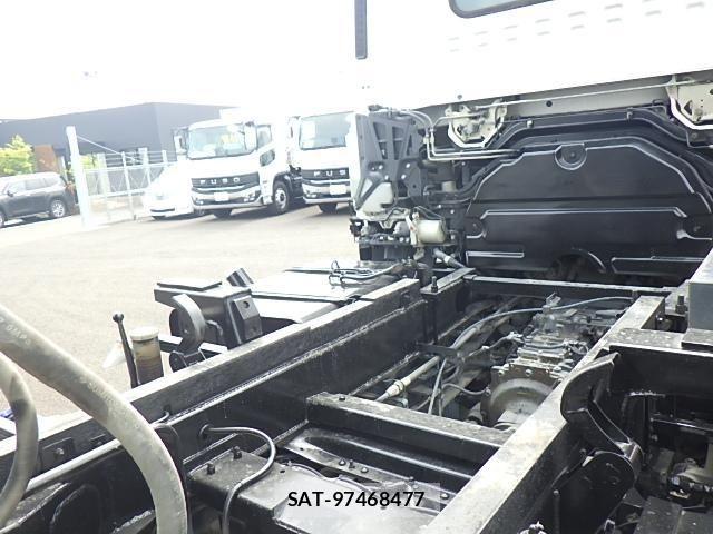 Isuzu GIGA 2019-02 8099334-19