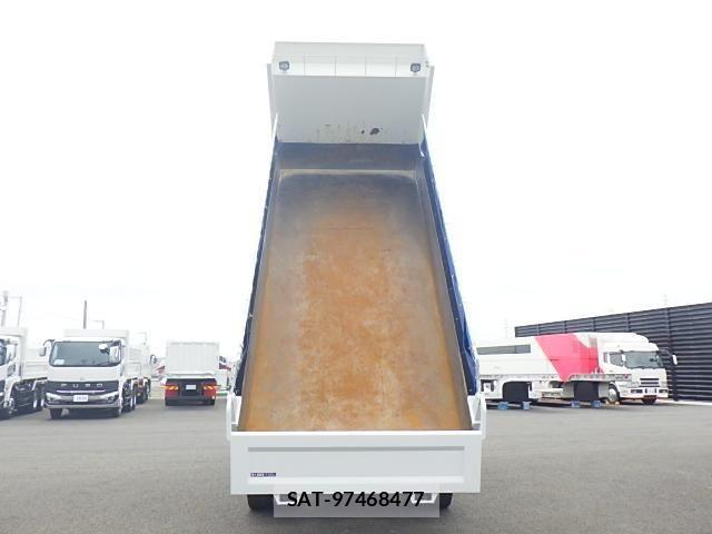 Isuzu GIGA 2019-02 8099334-23