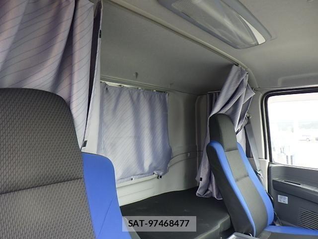 Isuzu GIGA 2019-02 8099334-28