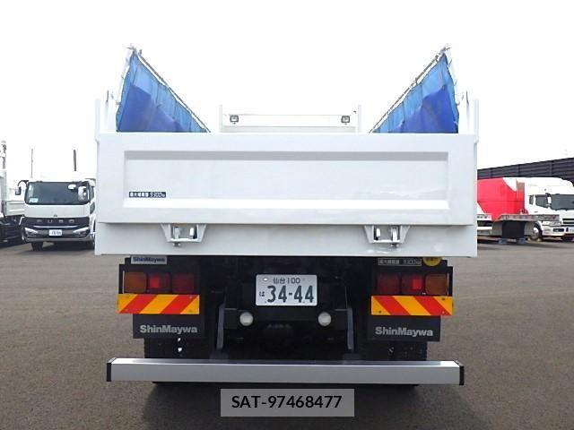 Isuzu GIGA 2019-02 8099334-4