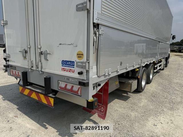 Isuzu GIGA 2022-12 8158505-15