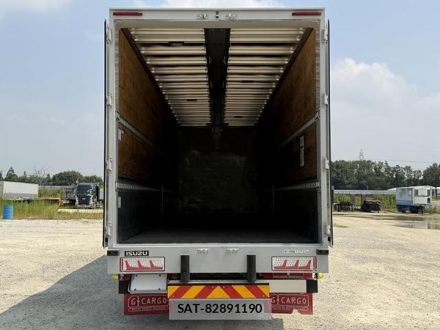 Isuzu GIGA 2022-12 8158505-21