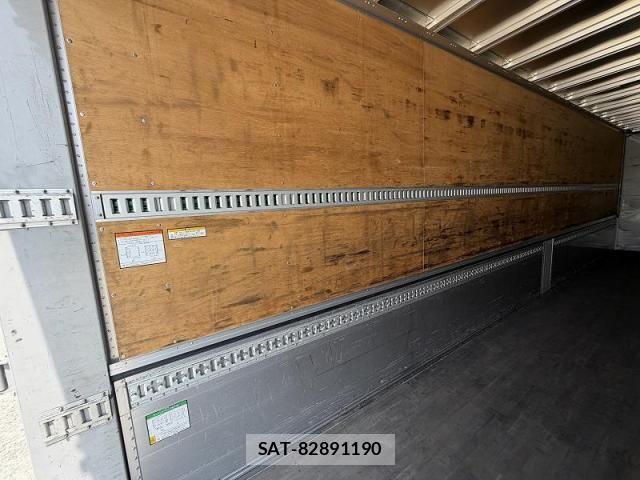 Isuzu GIGA 2022-12 8158505-28