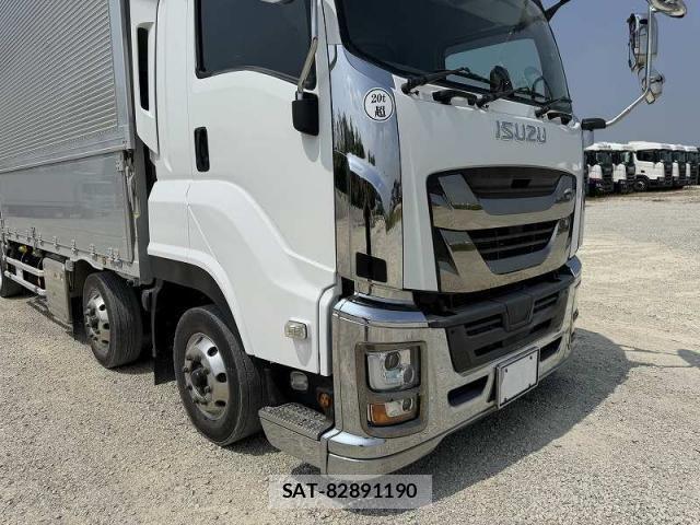Isuzu GIGA 2022-12 8158505-8