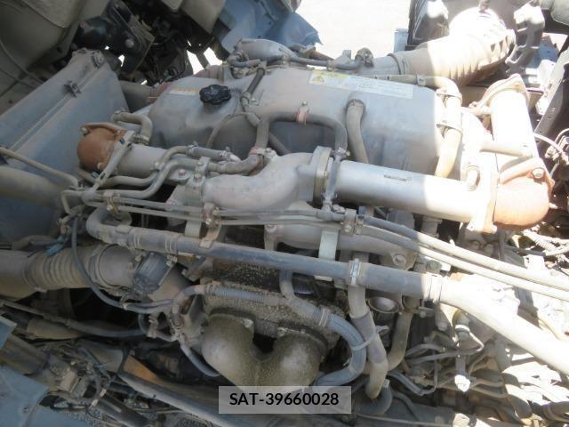 Isuzu GIGA 2014-12 8158506-9