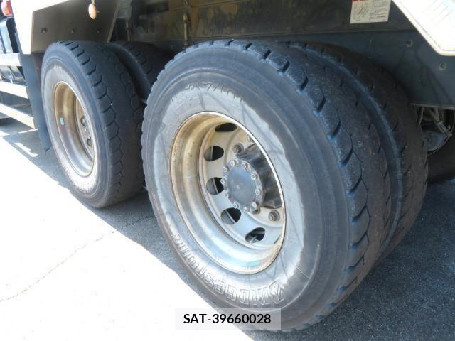 Isuzu GIGA 2014-12 8158506-18