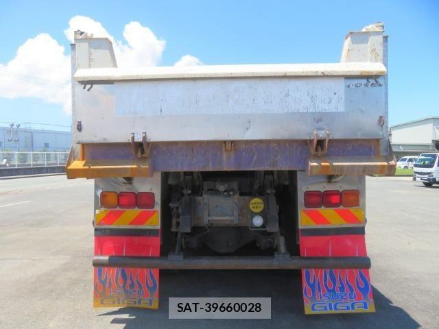 Isuzu GIGA 2014-12 8158506-6